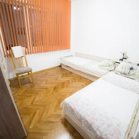 Holiday home Belivanovi House *