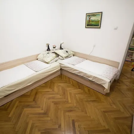 Belivanovi House Holiday home *